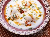 Рецепта Яйца по панагюрски с кисело мляко на тиган - класическа традиционна рецепта
